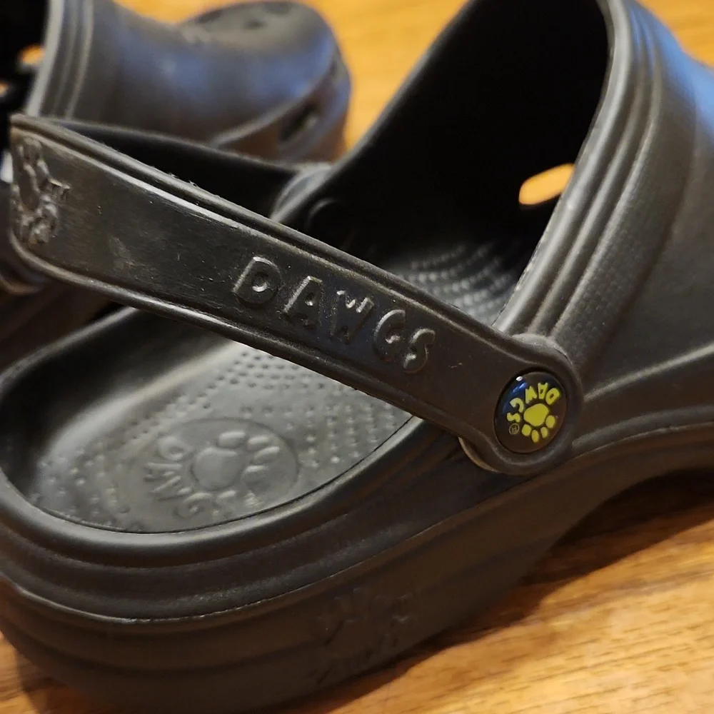 Dawgs Clogs Size 10